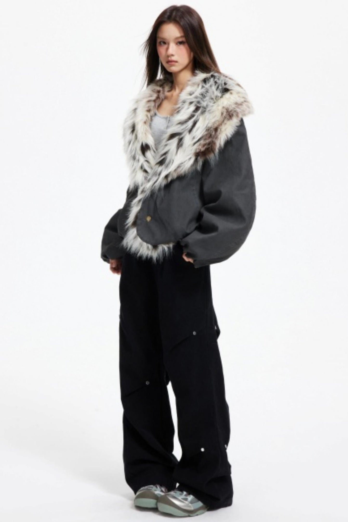 Functional Pleated Stud Cargo Pants