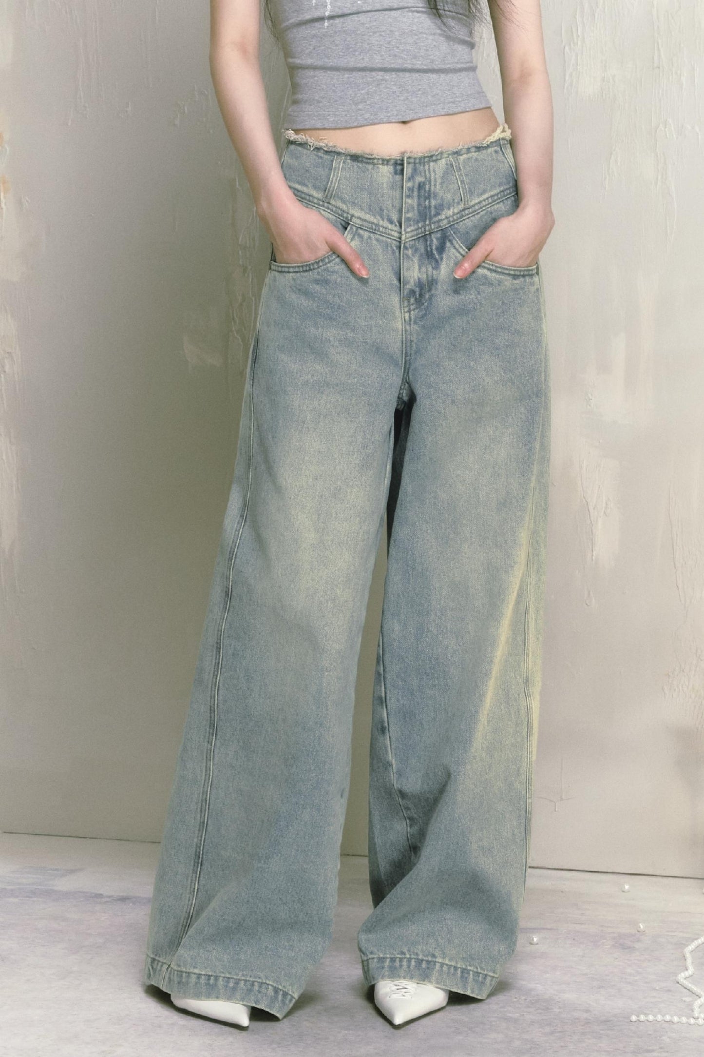 Classic Wide-Leg Jeans Pant