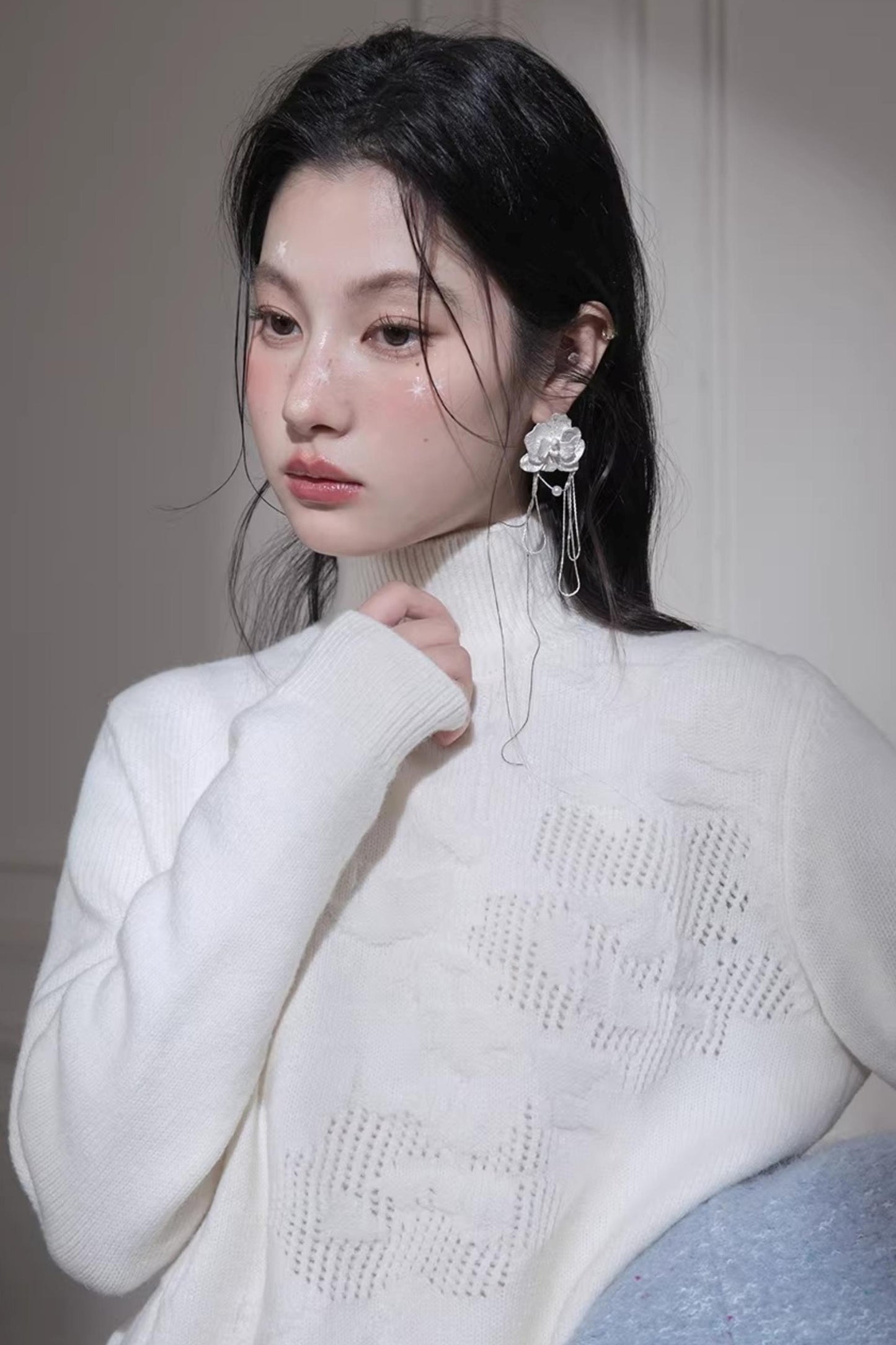 Milky White Floral Wool Sweater