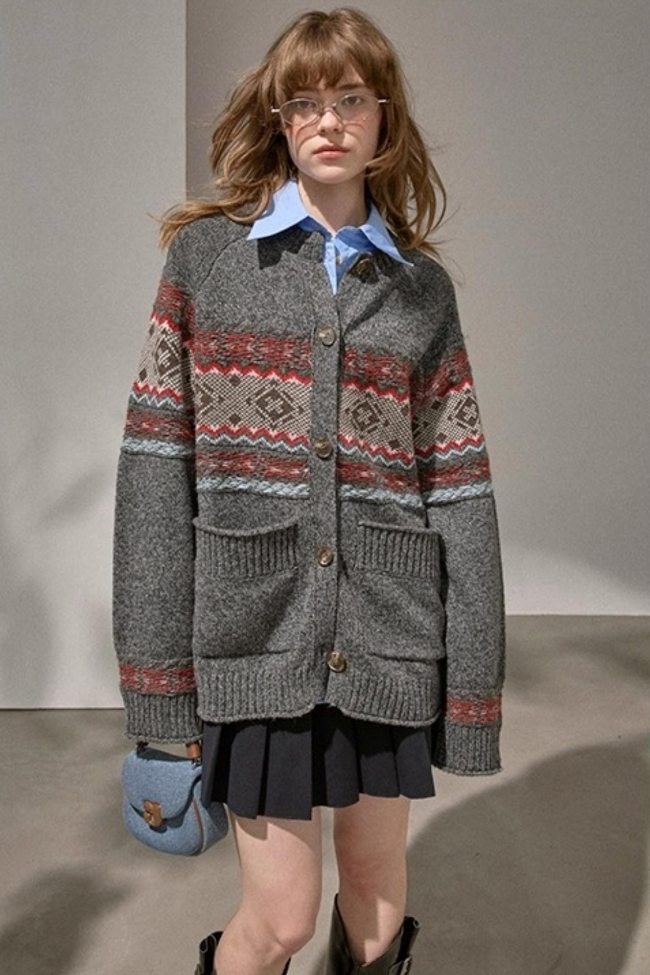 Atmospheric V-Neck Knitted Cardigan