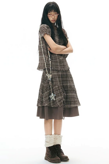 Hand-Woven Plaid Button Phone Chain