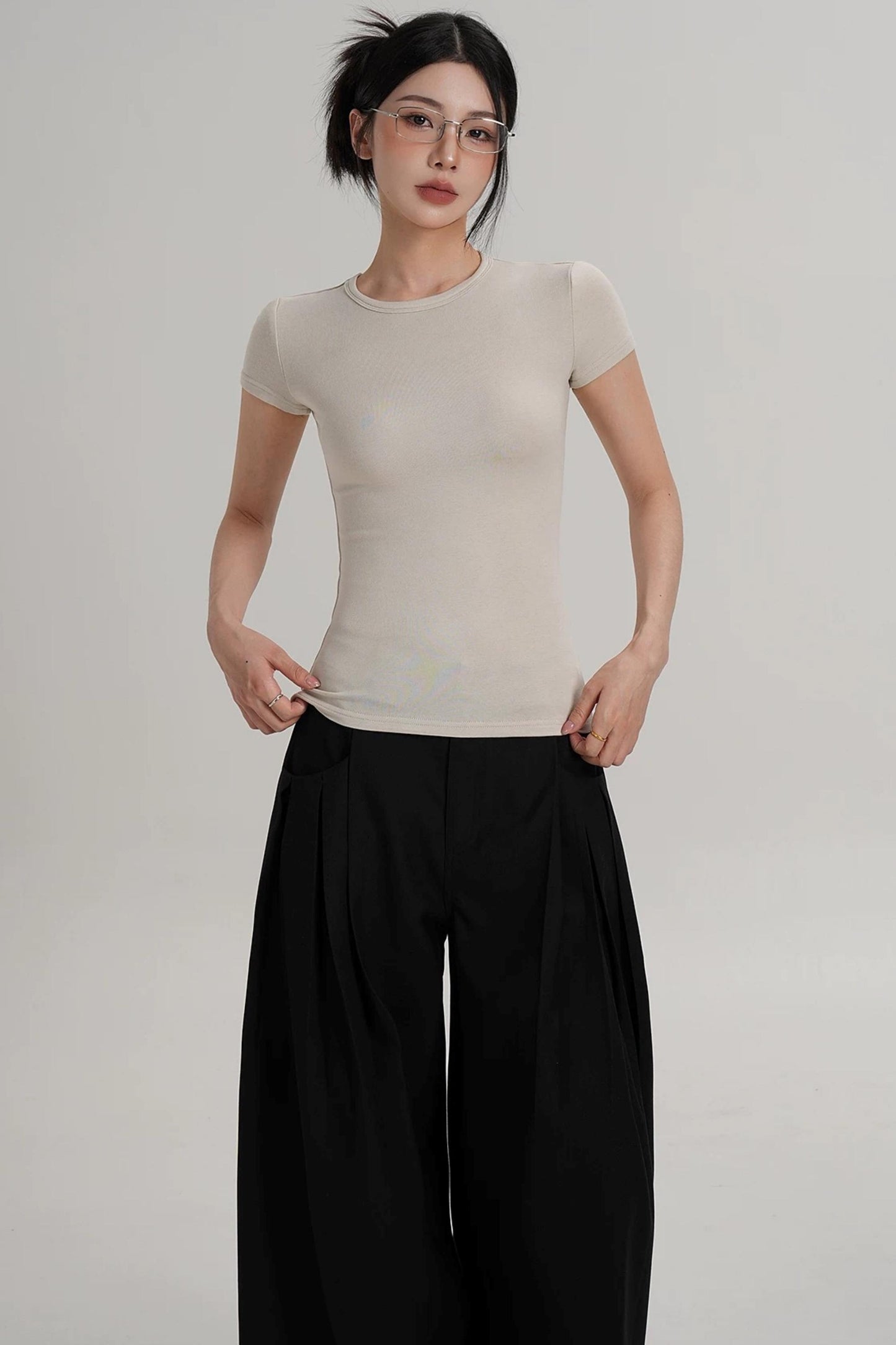 Elegant Wool Slim Sweater