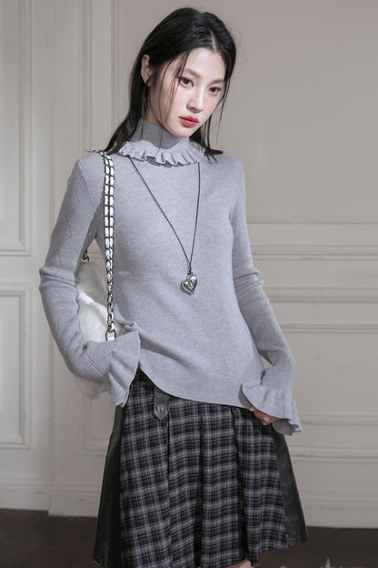 Mercerized Wool Ruffle Top