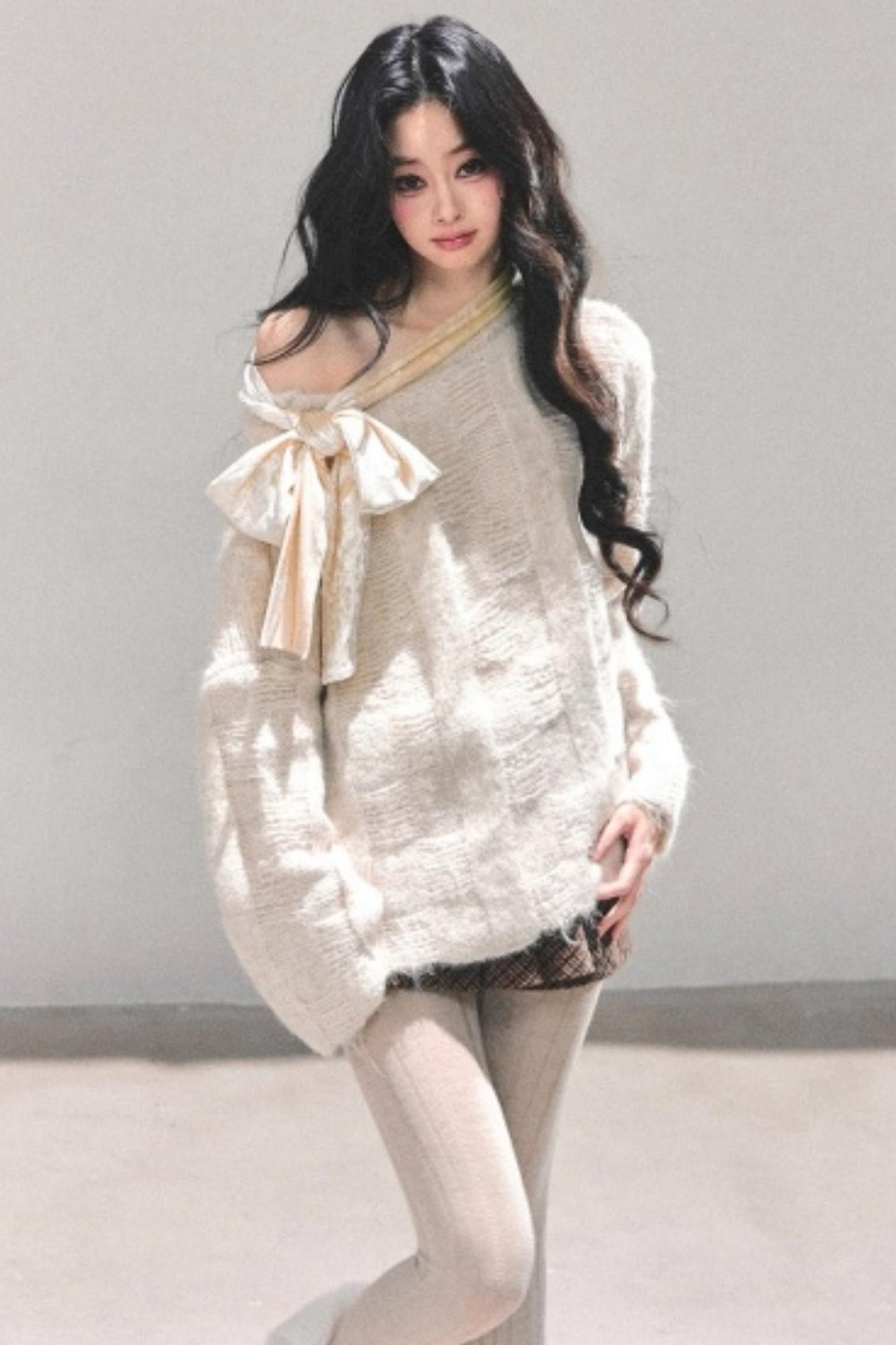 Sweet Bow-Knot Off-Shoulder Sweater