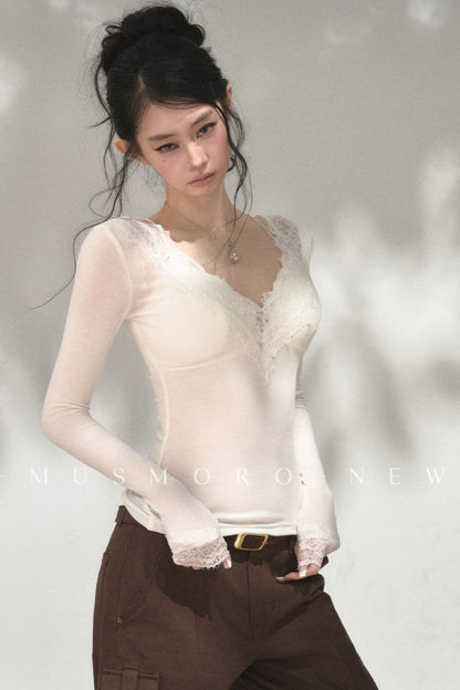 Top in maglia di pizzo a toppe