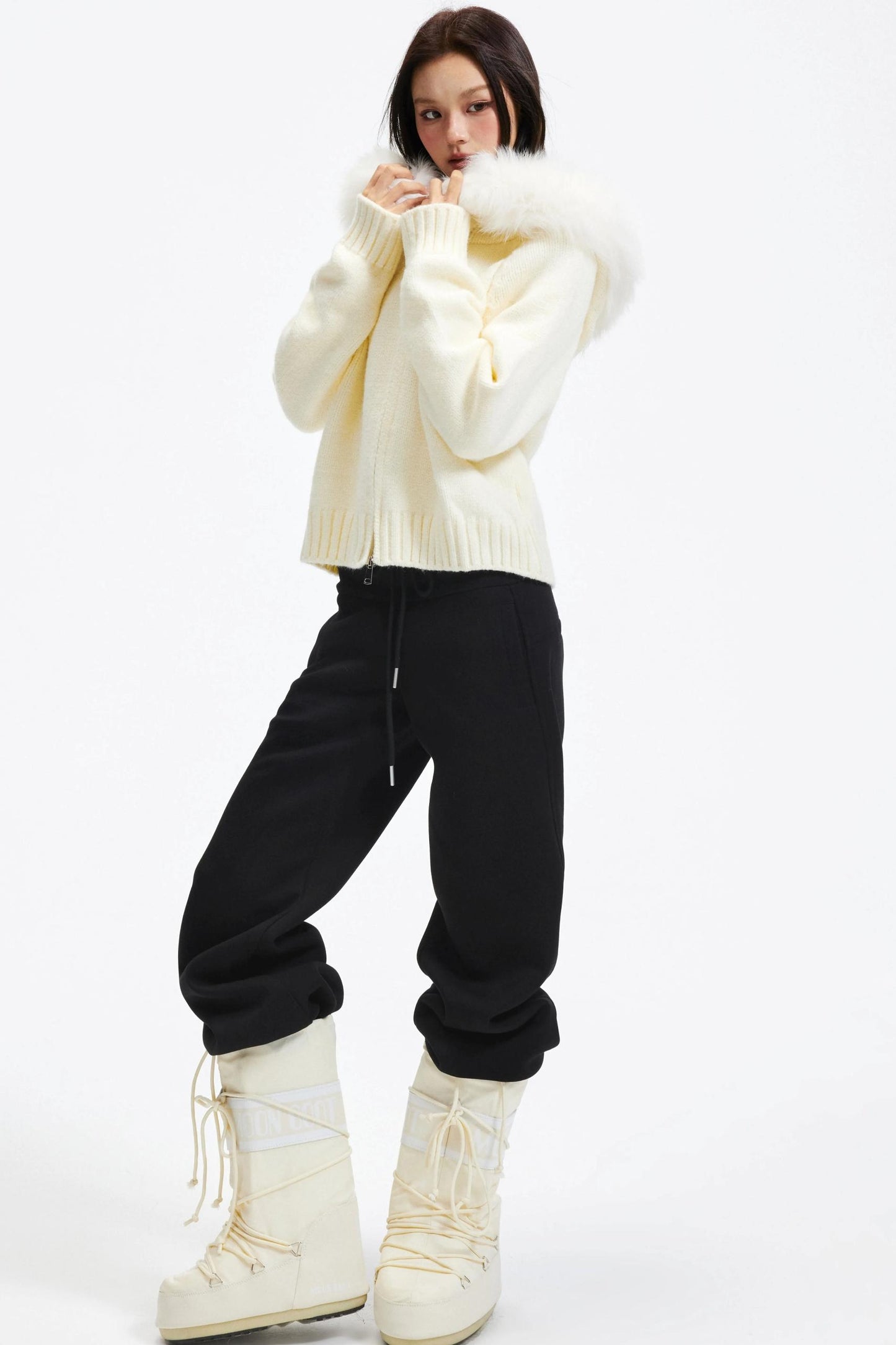 Knitted Sweater Jacket with Fur Collar