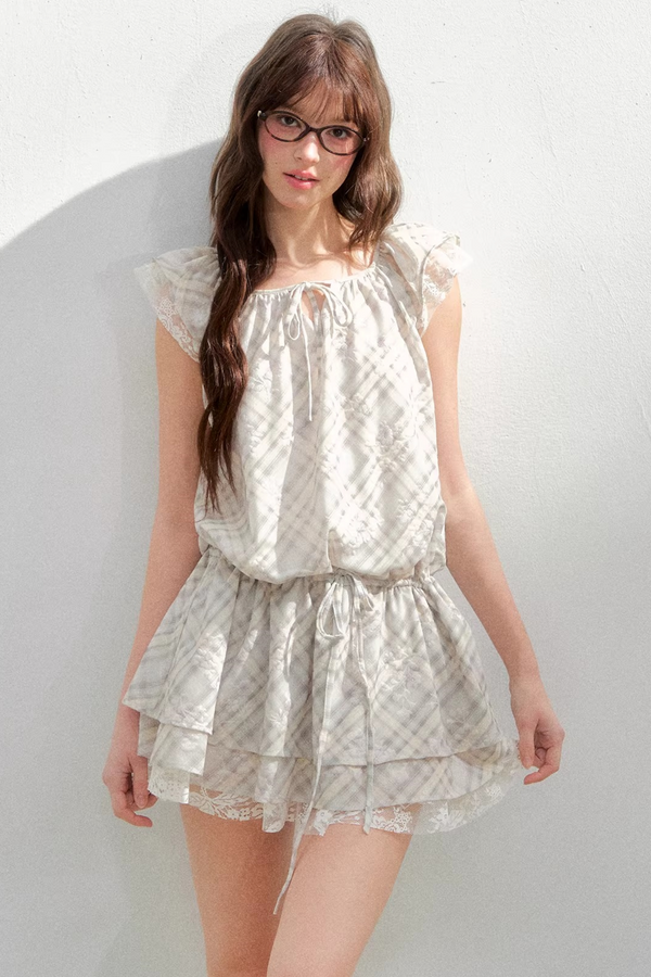 Vestido de manga con vuelo a cuadros