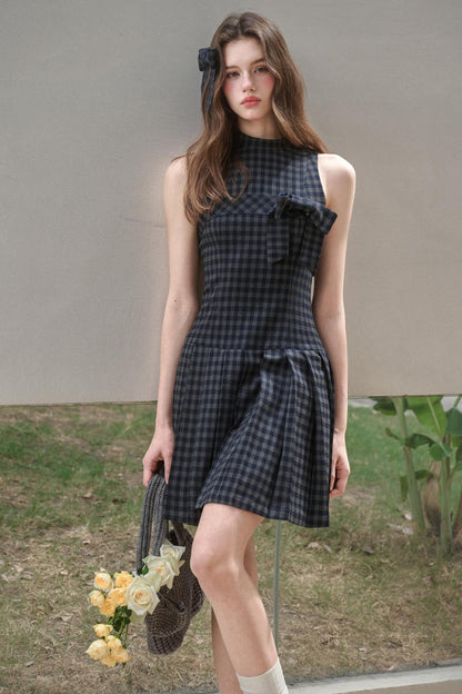 Elegant Bow Halterneck Check Pleated Dress