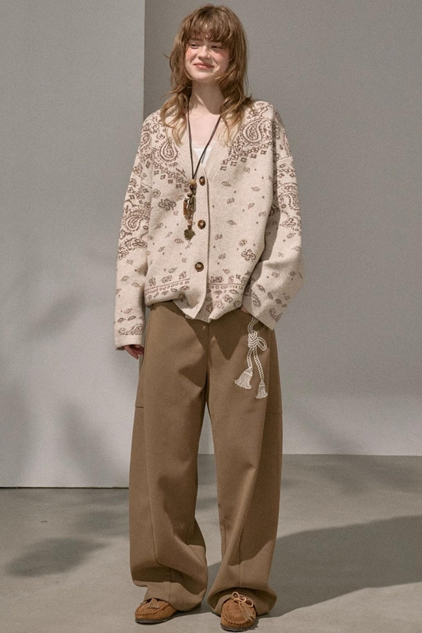 Cashew Flower V-Neck Premium Knit Cardigan