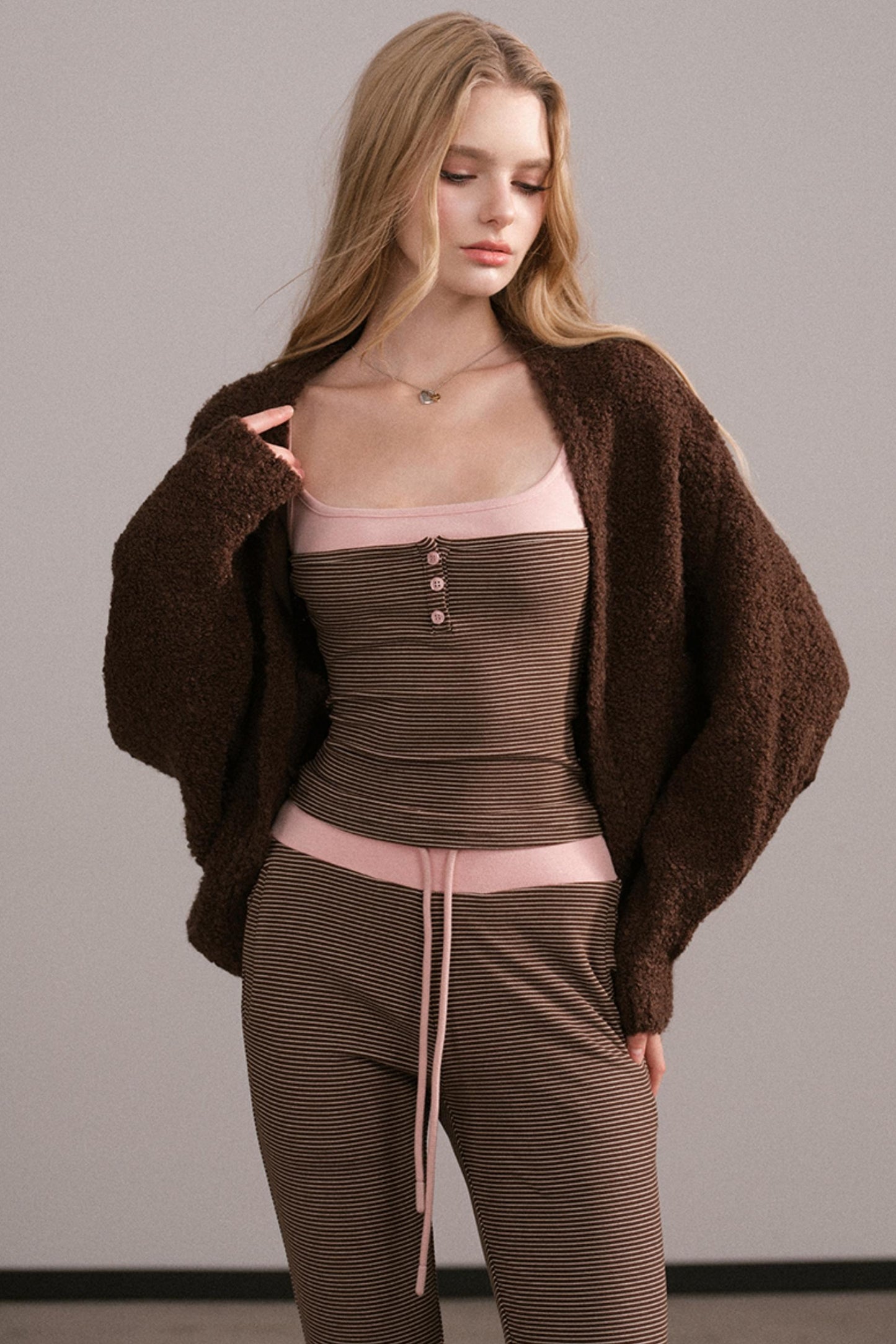 Color-Block Knitted Cardigan Set-Up