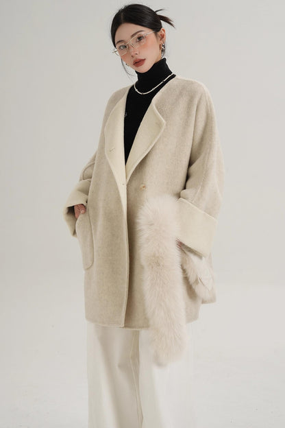 Elegant Fox Fur Collar Wool Cape Coat