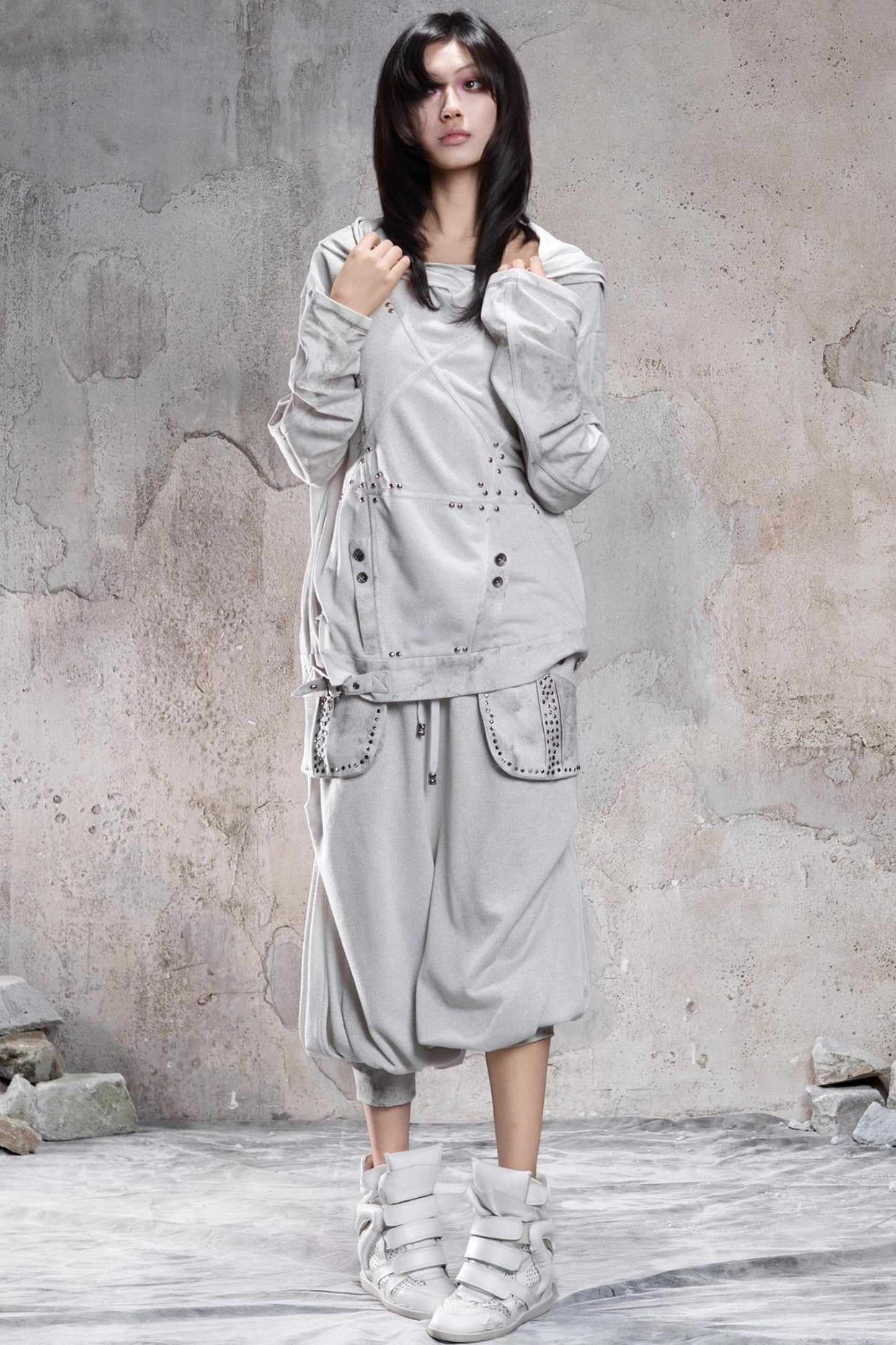 Retro Rivet Hooded Fleece Sweatshirt