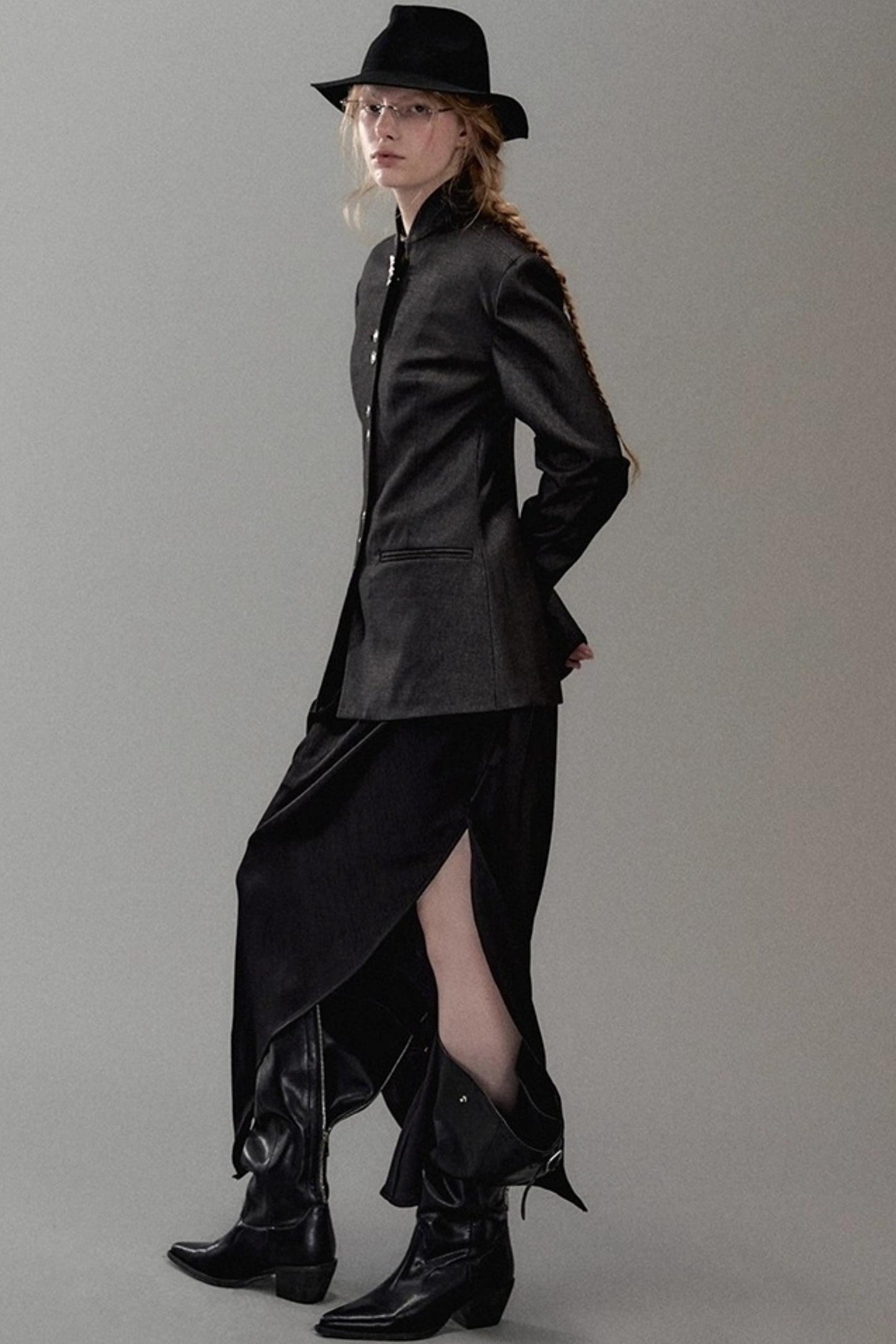 Shoulder Cut Moon Marks Blazer