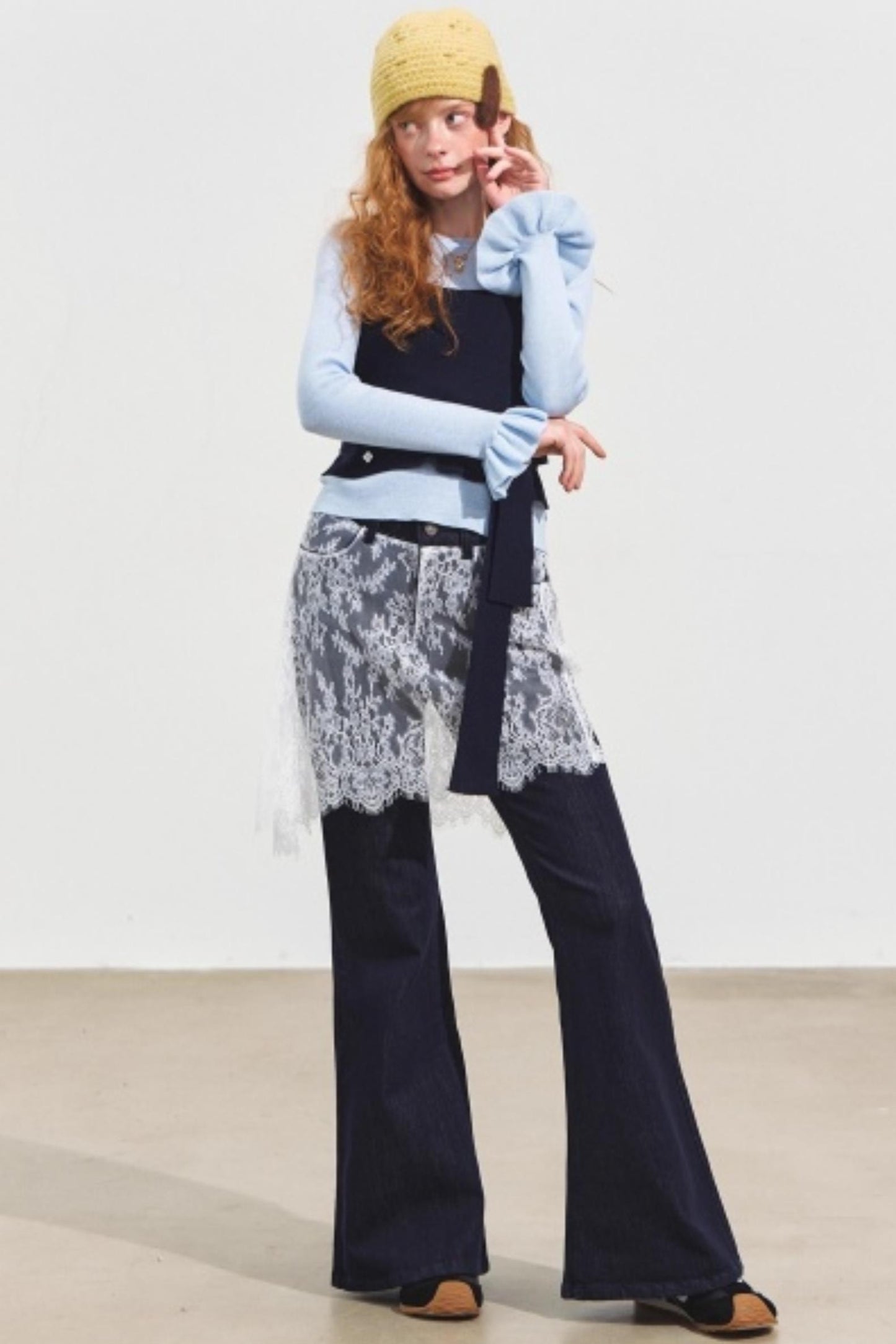 Fake Two Contrasting Tie-Up Sweater