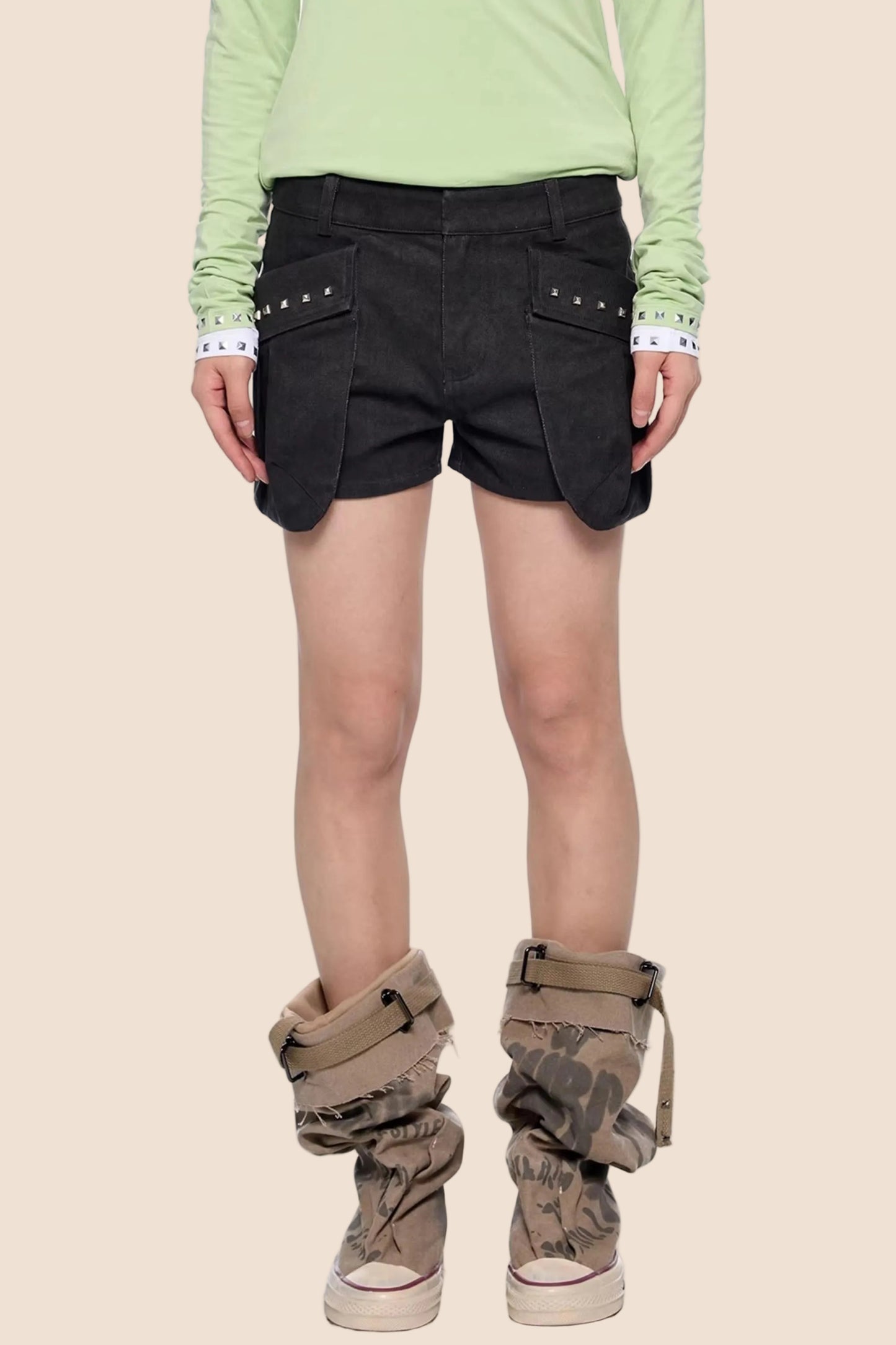 Rivet Pleated A-Line Shorts