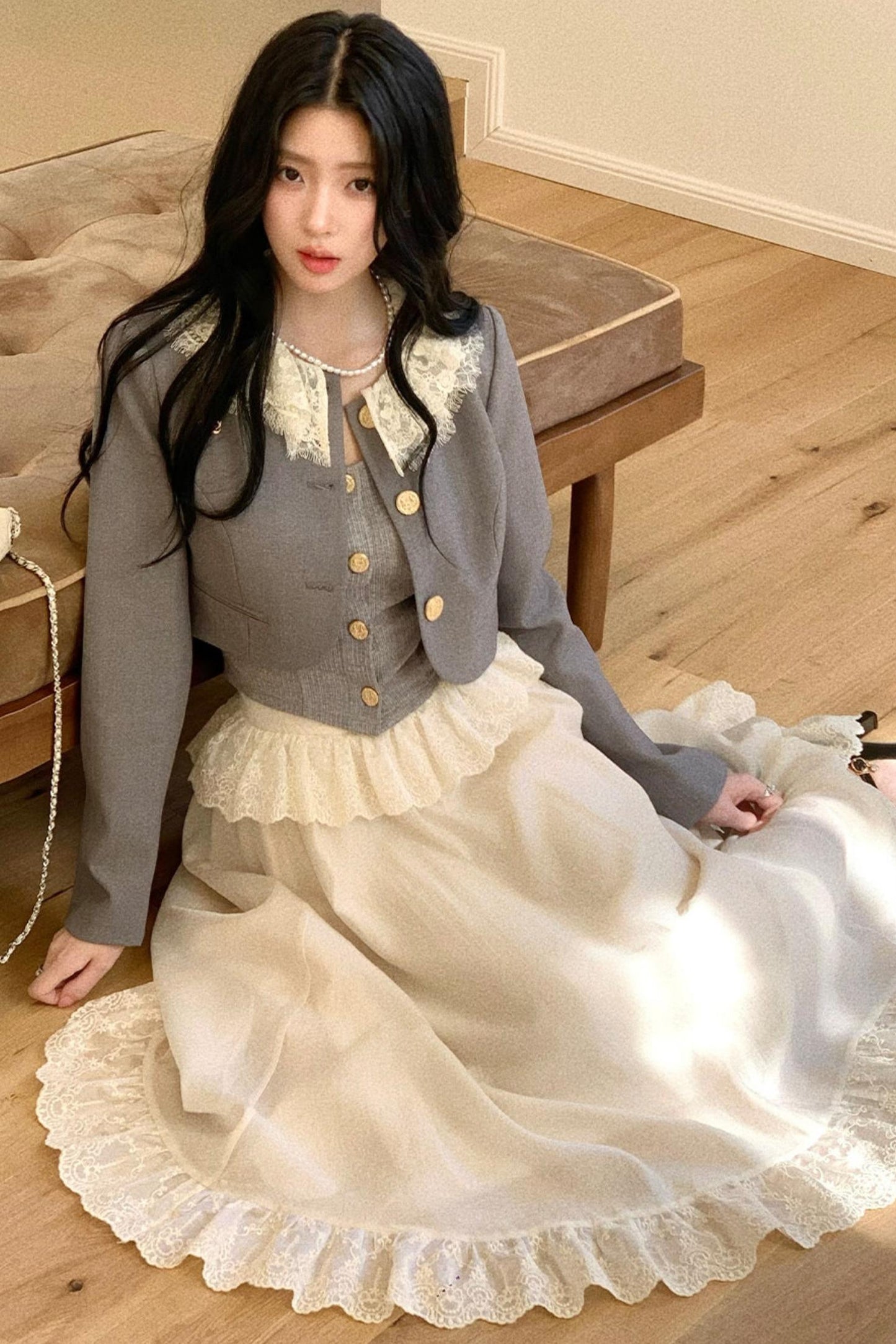 Lace Collar Gray Suit Set-Up