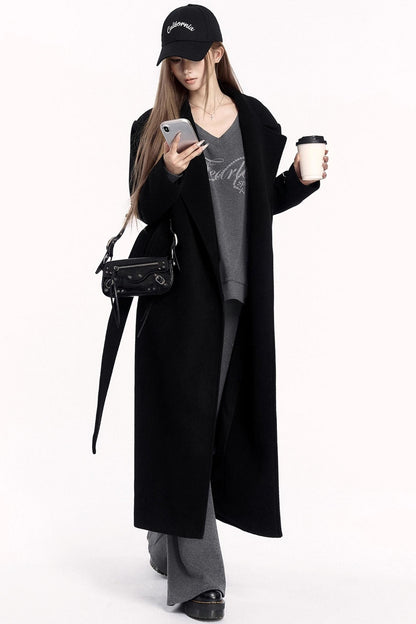 Sporty V-Neck Sweatshirt Set-Up