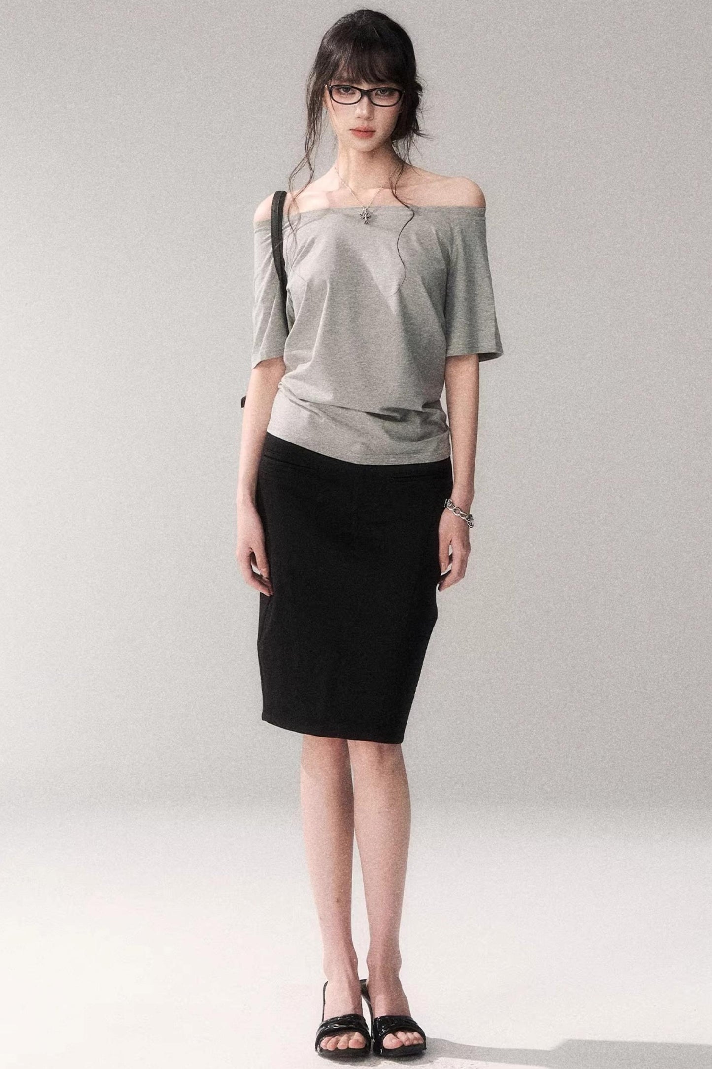 Off-Shoulder Stretchy Summer Top