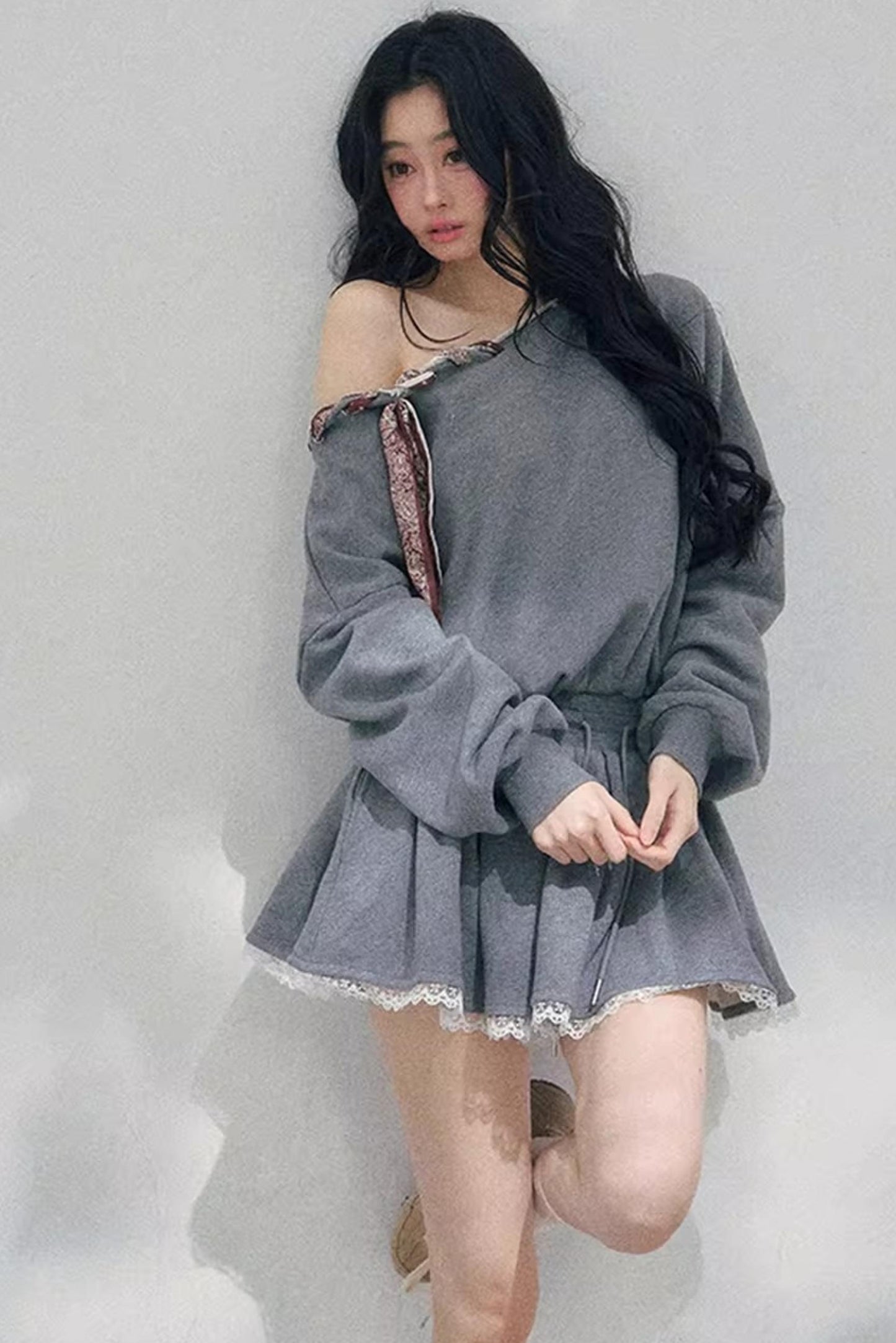 Spitzen-Ein-Schulter-Kleid