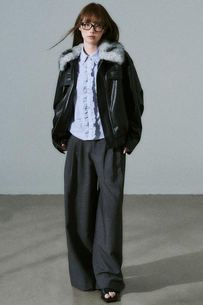 Soft Minimal Shoulder Top