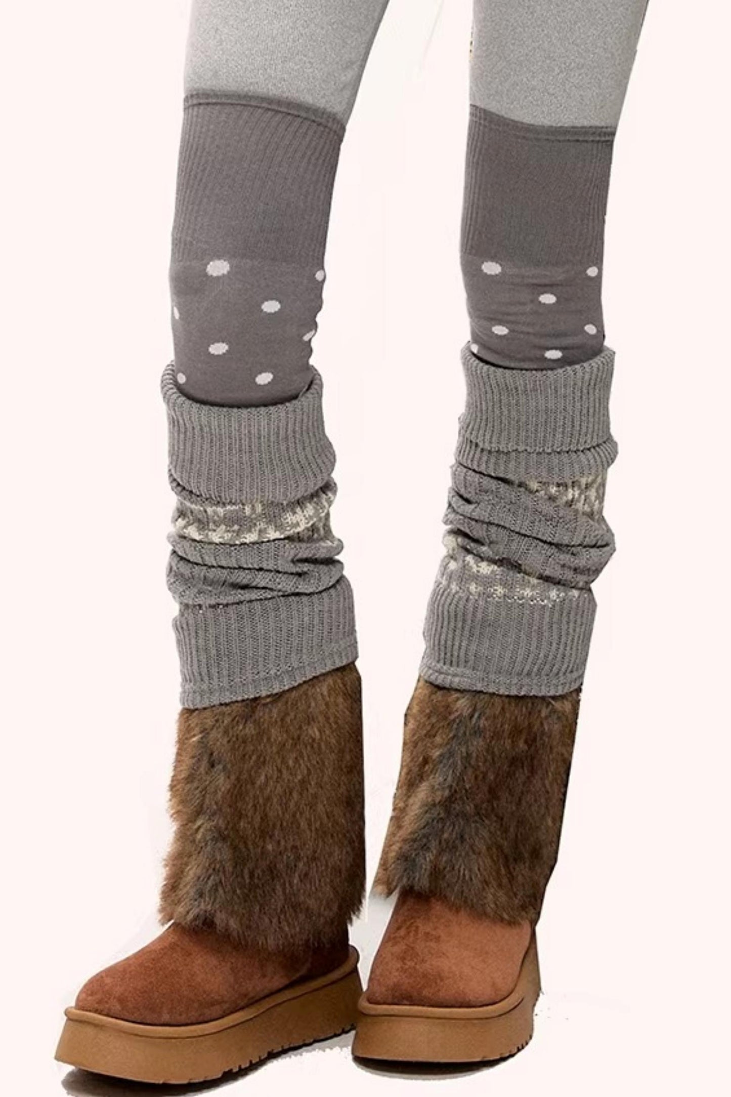 Gray-Pink Polka Dot Snow Socks