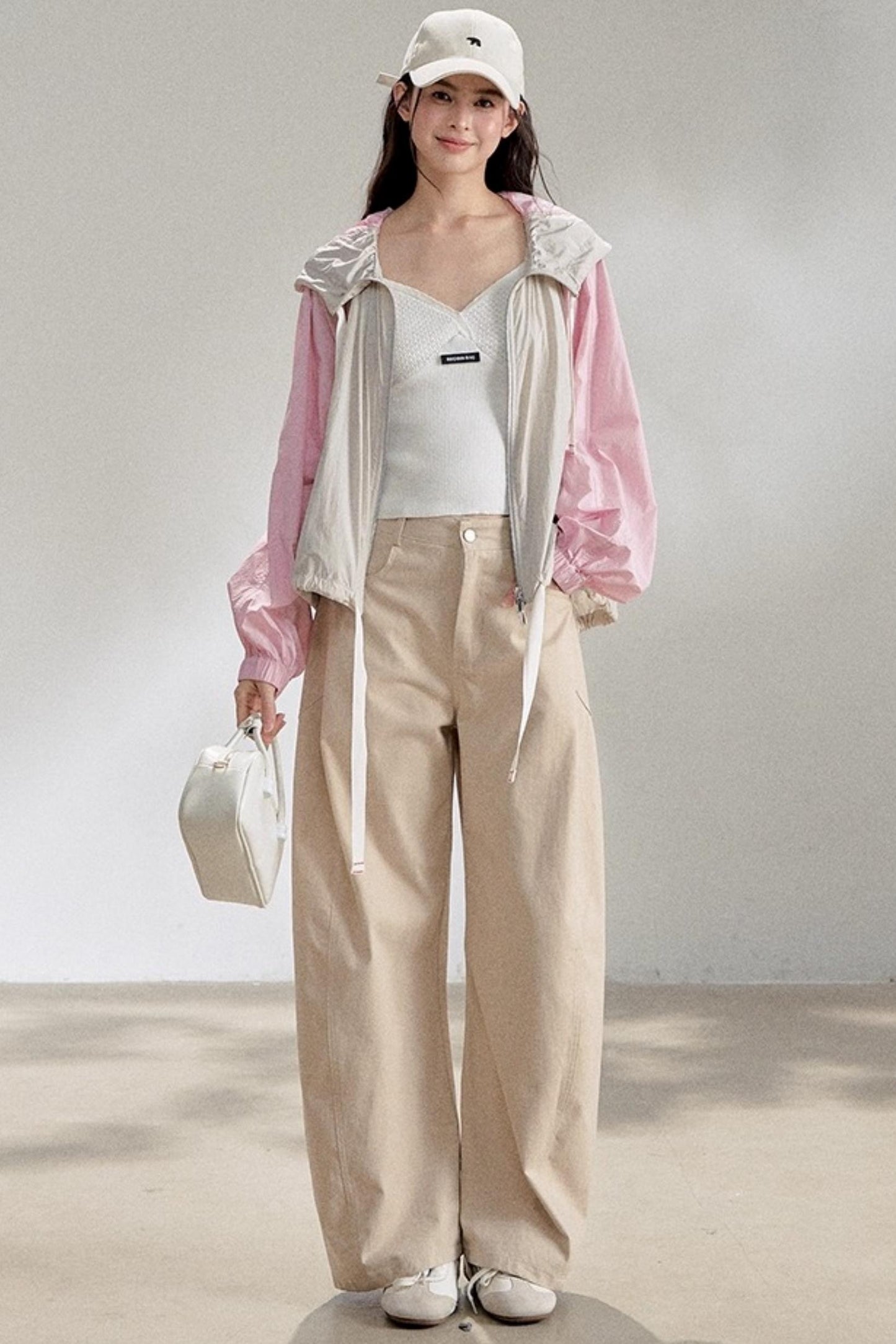 Textured White V-Neck Knitted Suspender Top