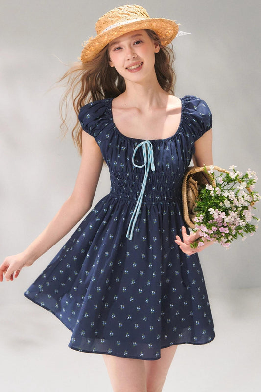 Robe à fleurs marine à nouer
