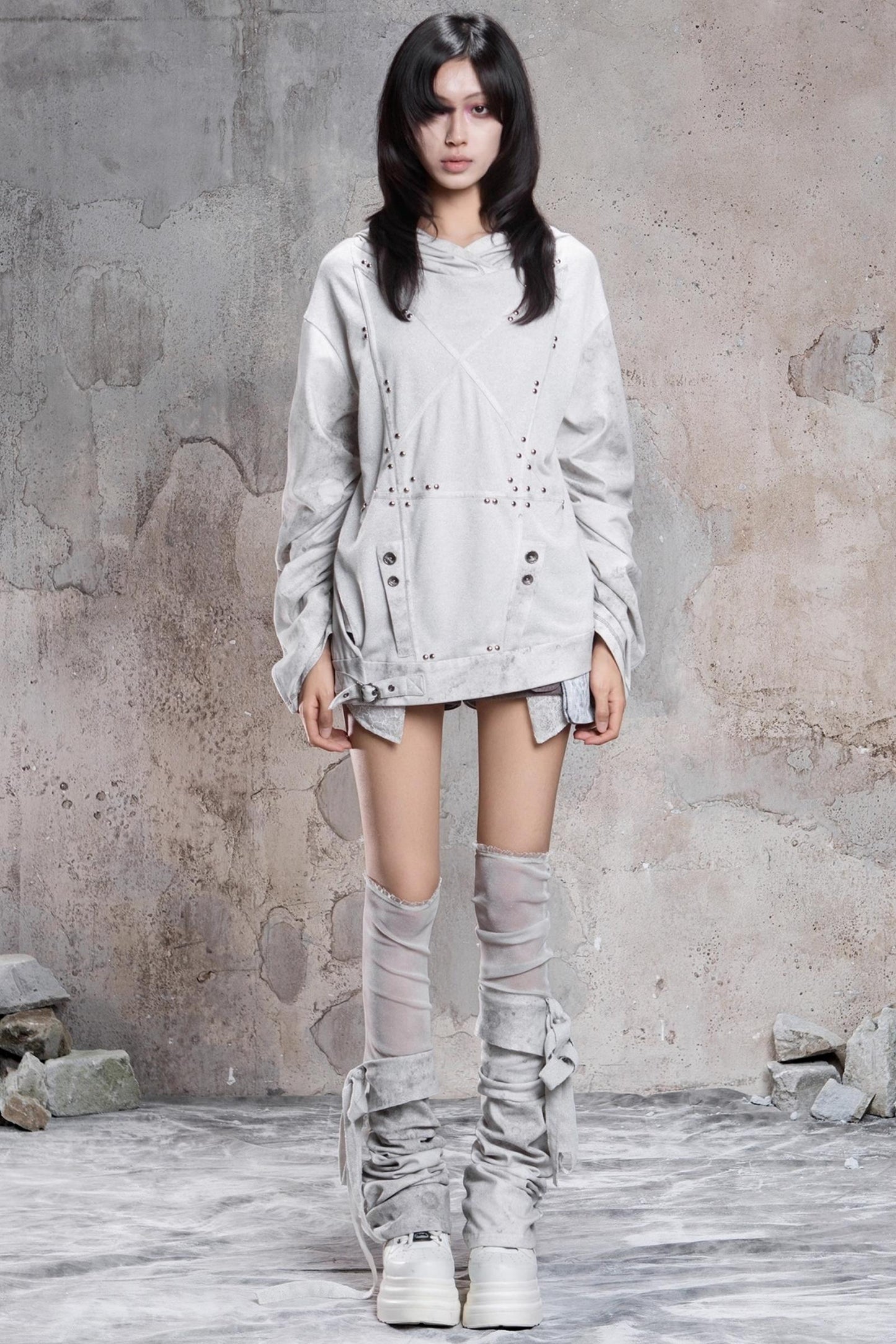 Retro Rivet Hooded Fleece Sweatshirt