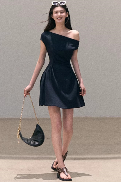 Lyocell Asymmetrical Lace Dress