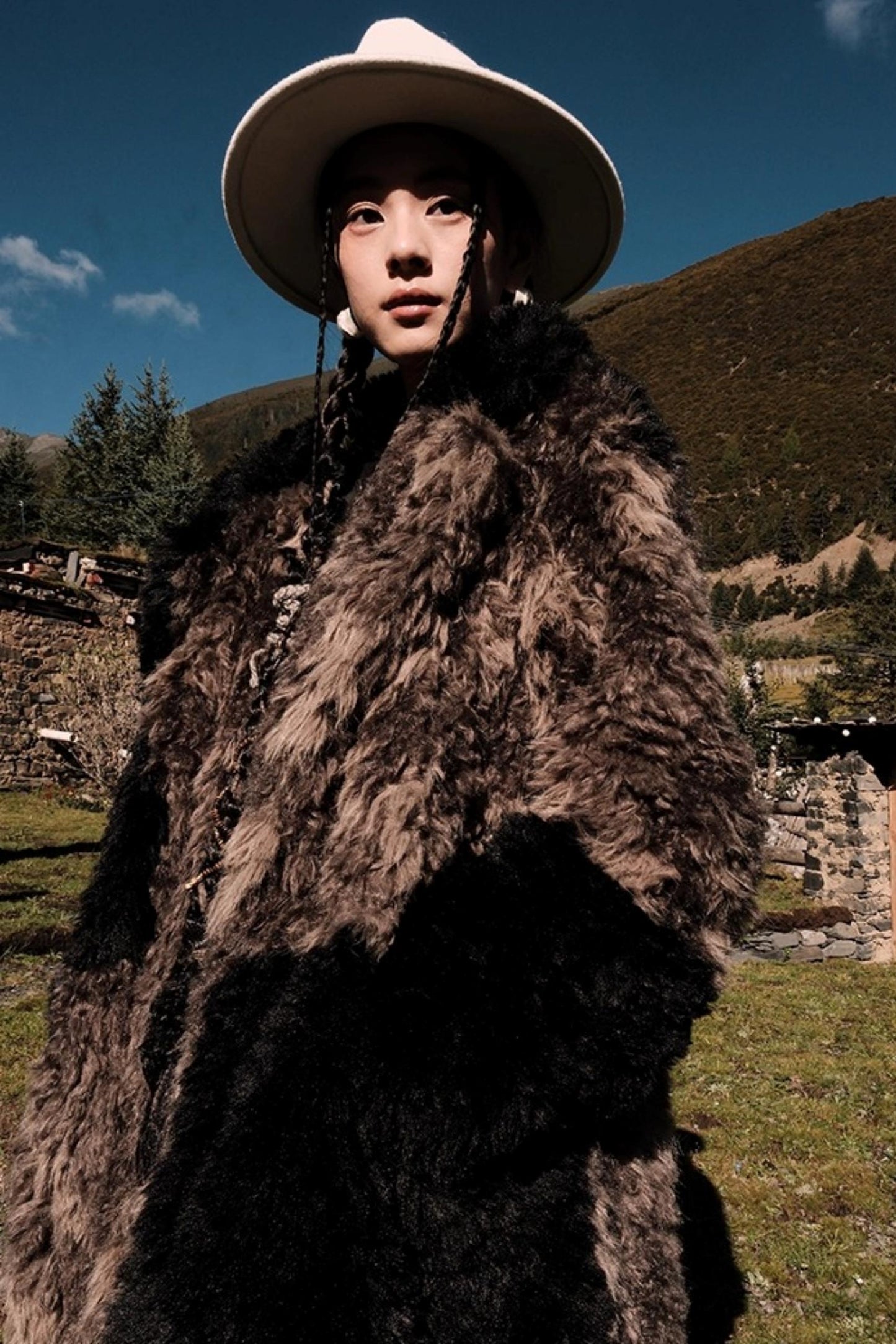 Yuan Classic Topper Set-Up