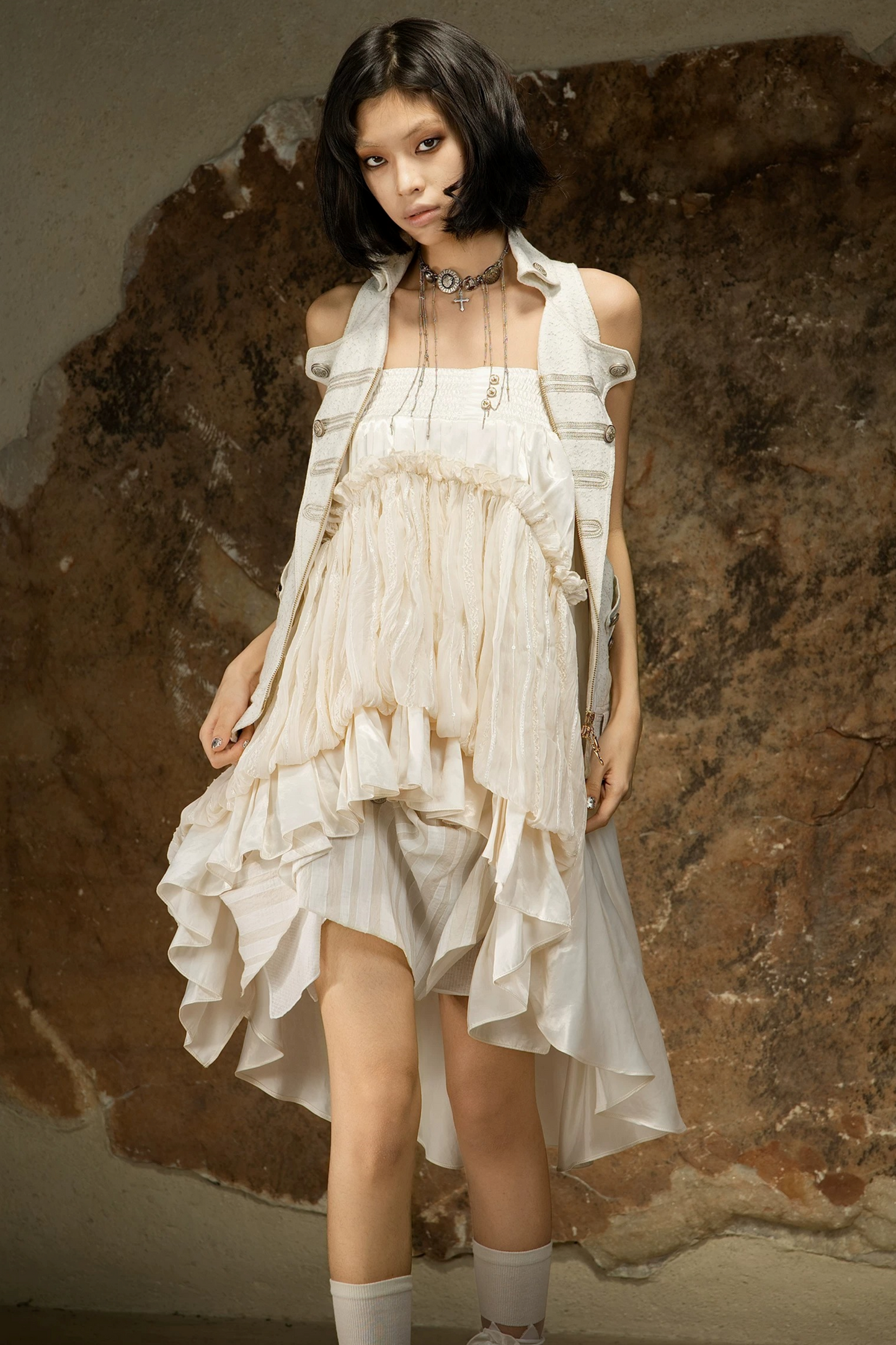 Asymmetrischer Rock mit hoher Taille
