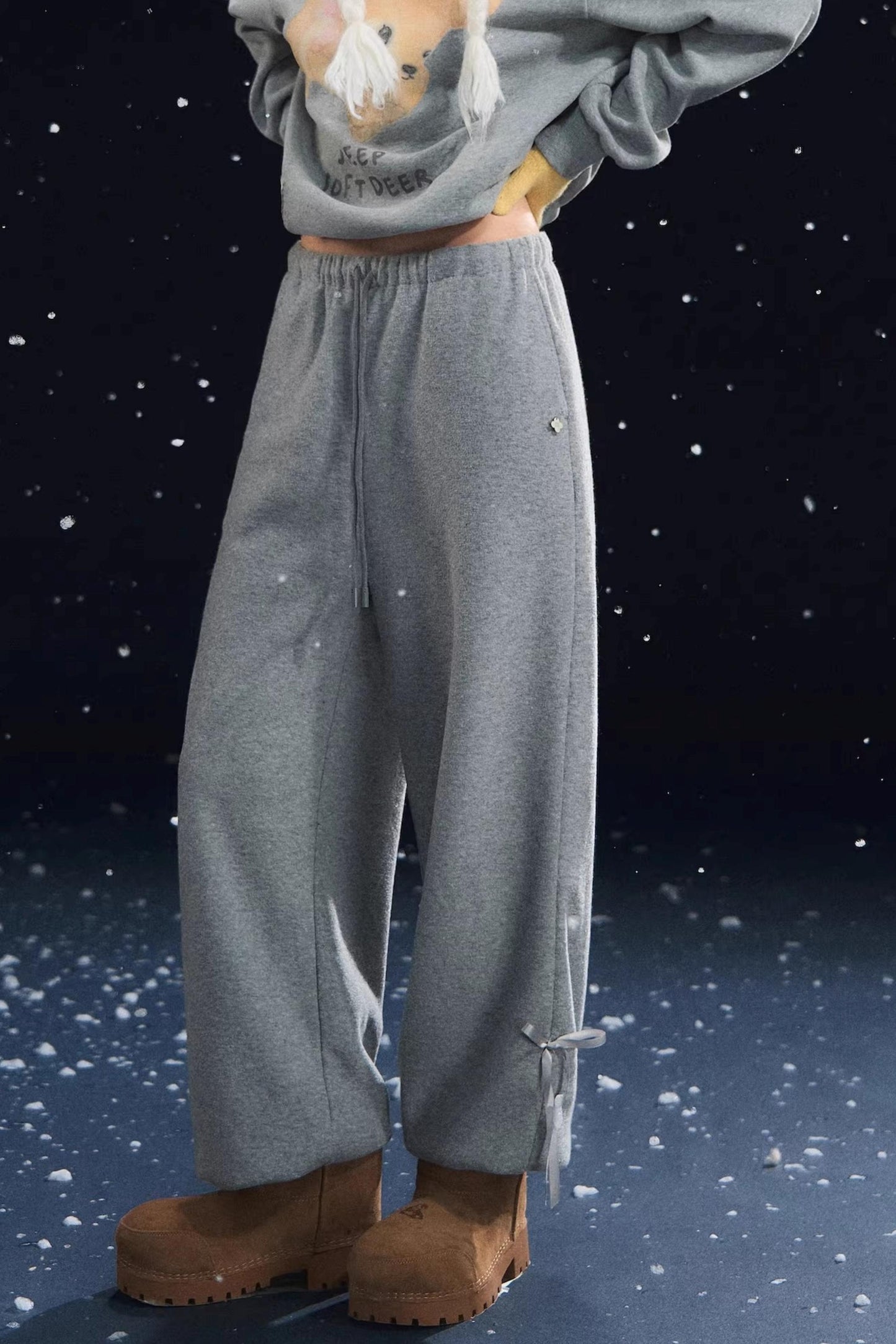 Velvet-Feel Cuffed Lantern Casual Pants