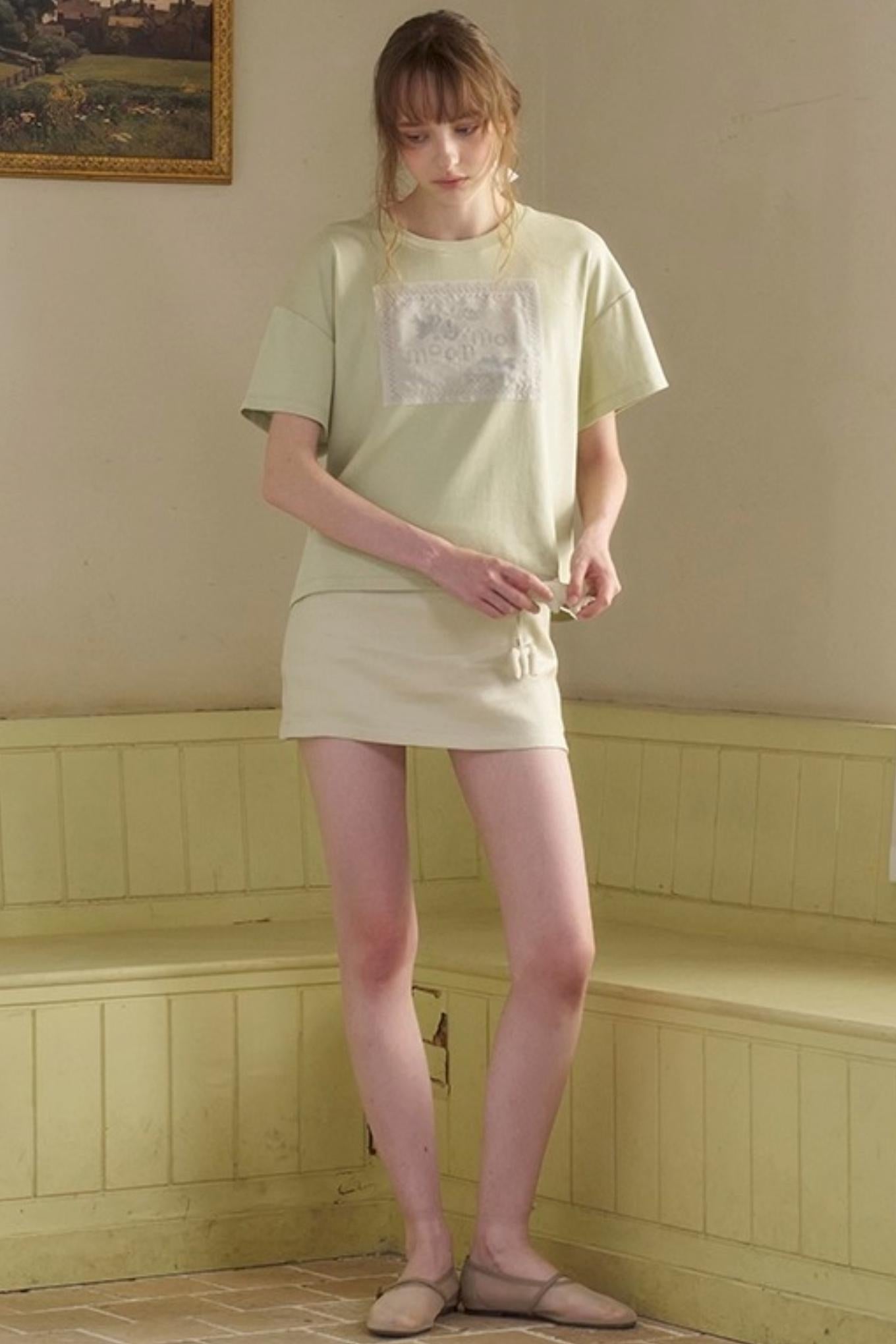 Wandering Fish Embroidered T-shirt