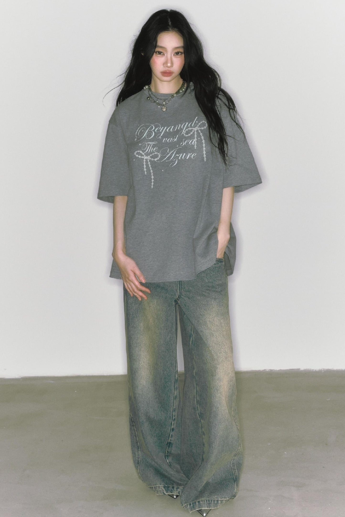 Classic Wide-Leg Jeans Pant