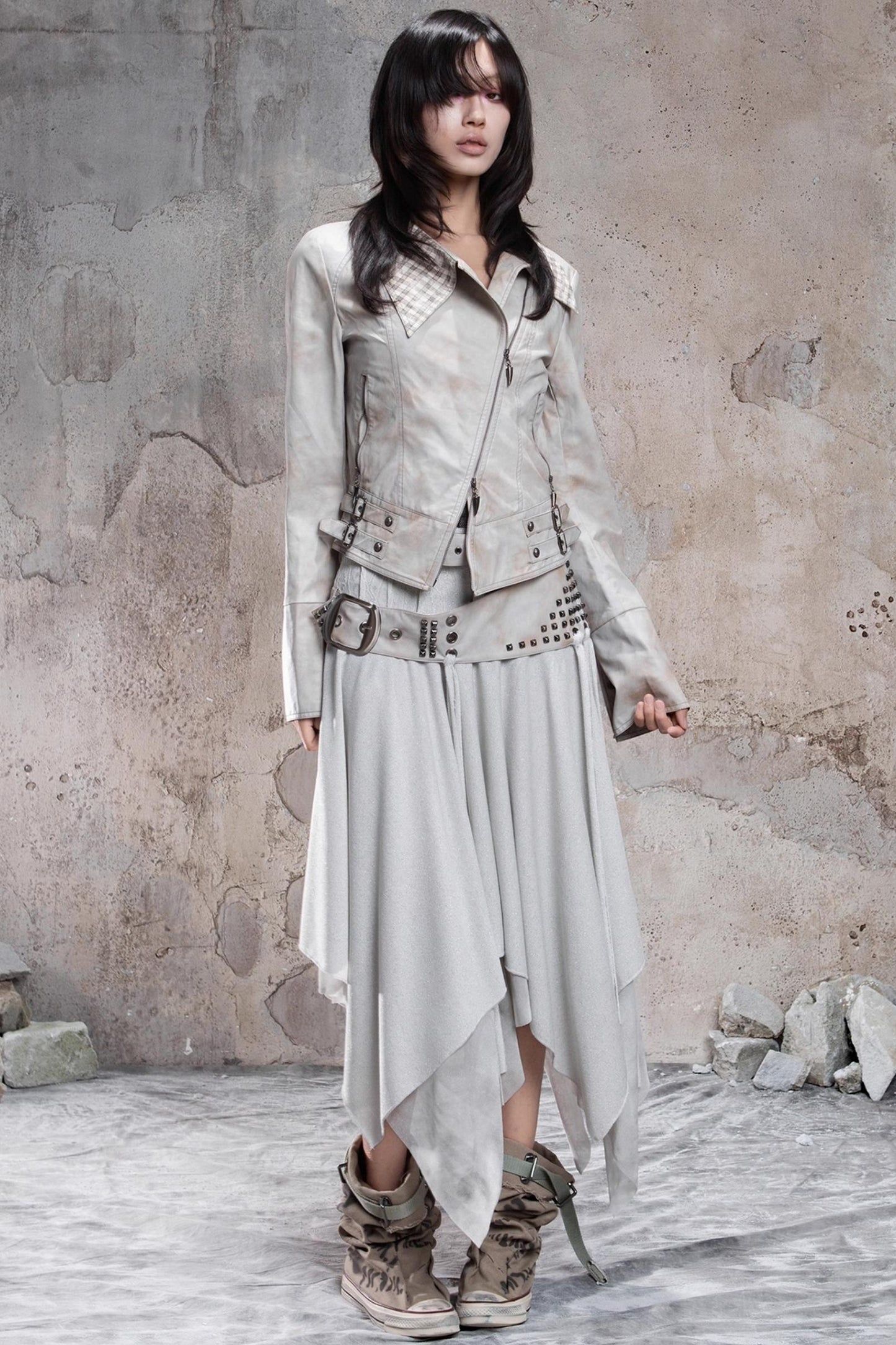 Irregular Multi-Layer Slim Rivet Skirt