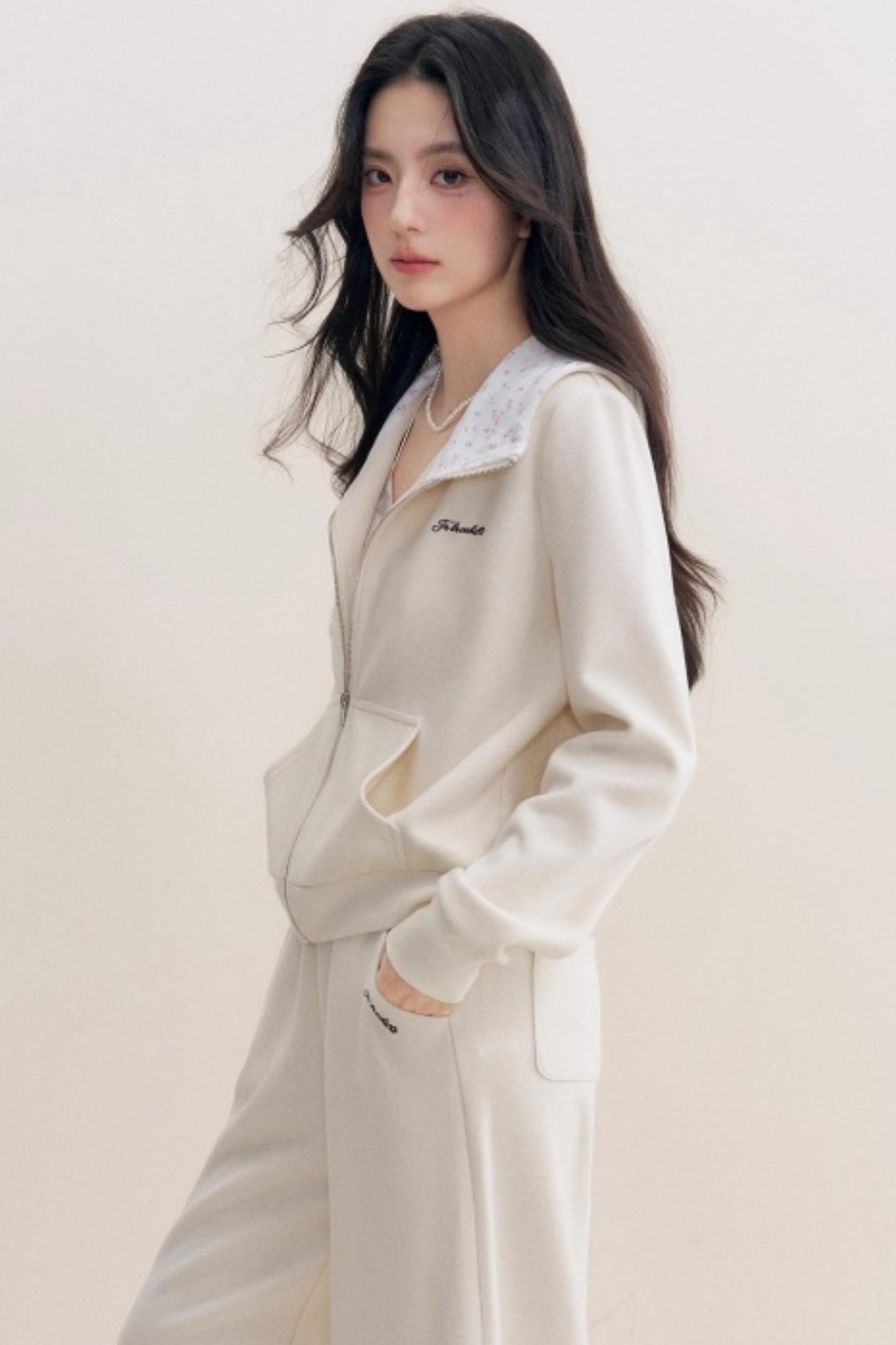 Rose Print Patchwork Hooded Jacket Set-Up