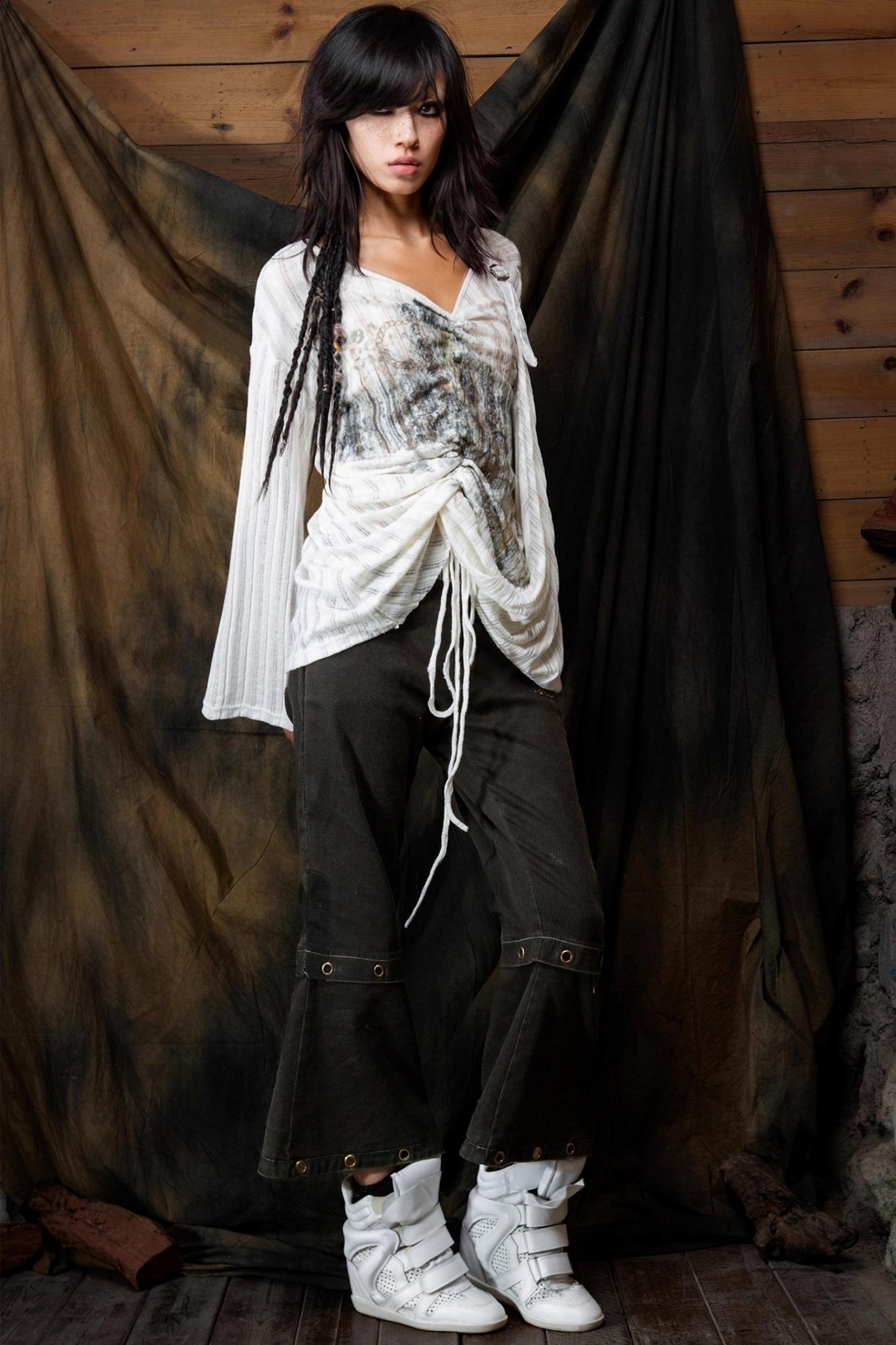 Vintage Lace-Up Knitted V-Neck T-Shirt