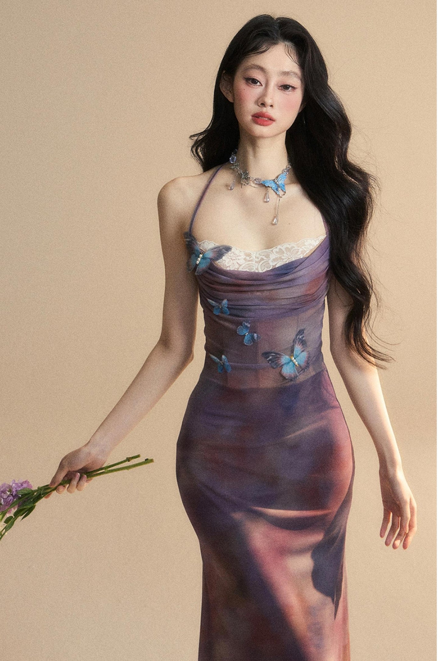 Elegant Waist-Shaped Dress