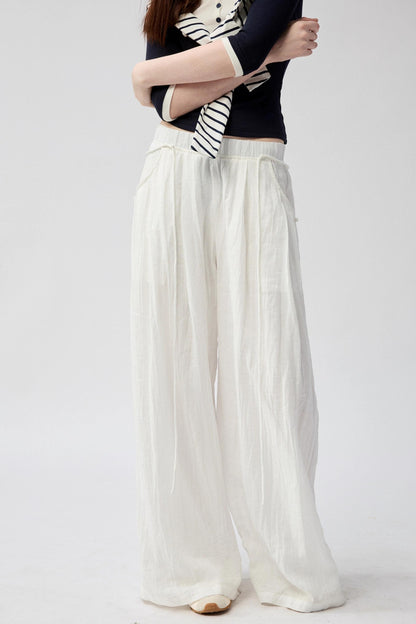 Smooth Line White Pants