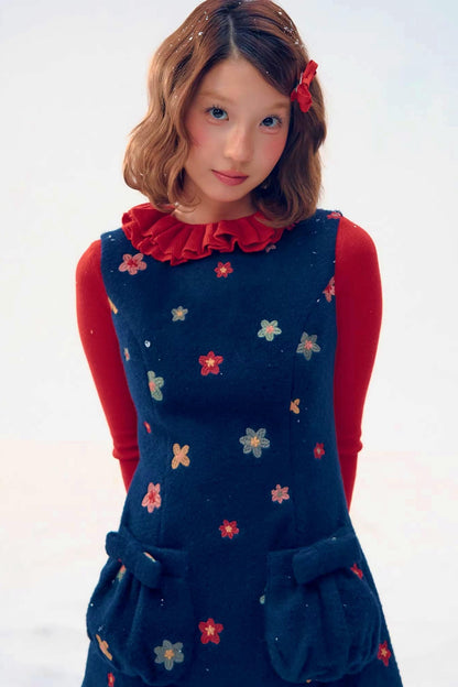 Three-Dimensional Lace Knit Slim Top