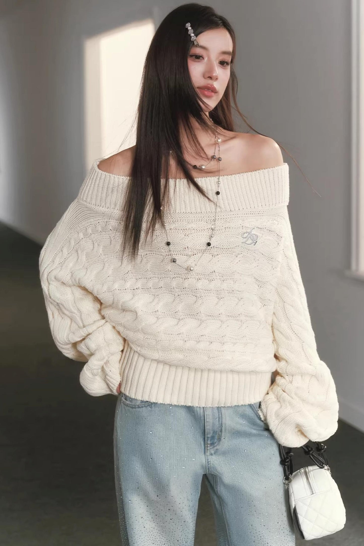 Slanted Shoulder Knit Sweater Set-Up