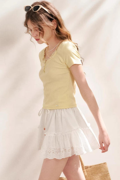 Minimal Line T-Shirt