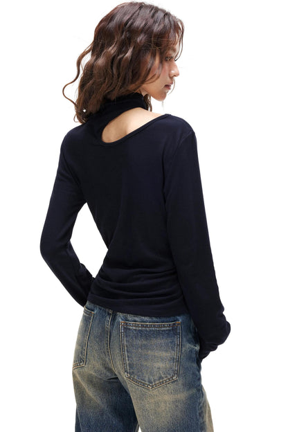 Thin Velvet Pleated Turtleneck Top