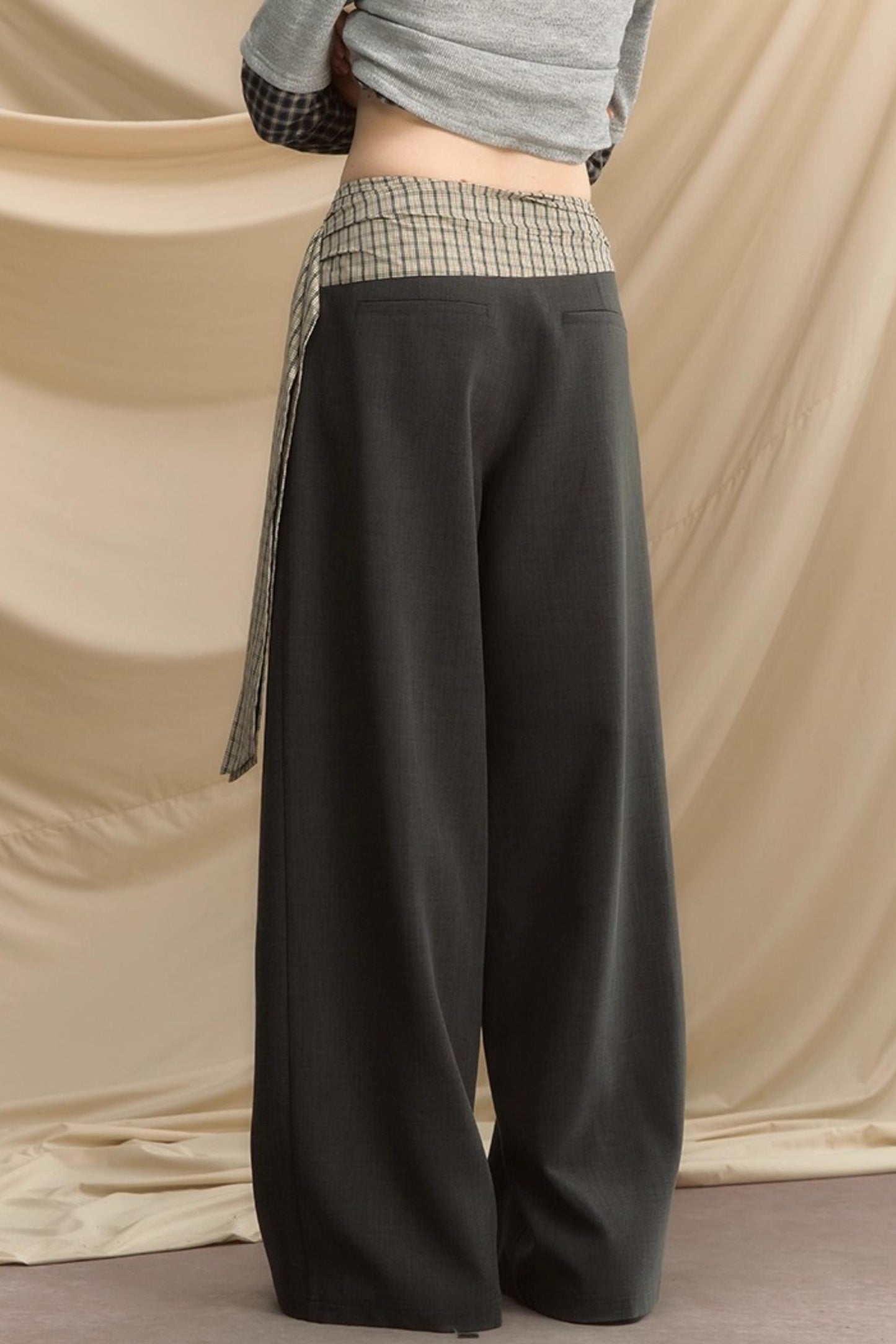 Pleats Gray Trousers