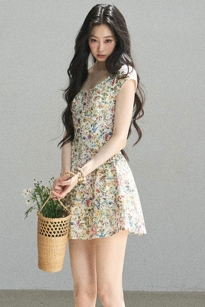 Youthful Floral Puffy Dress