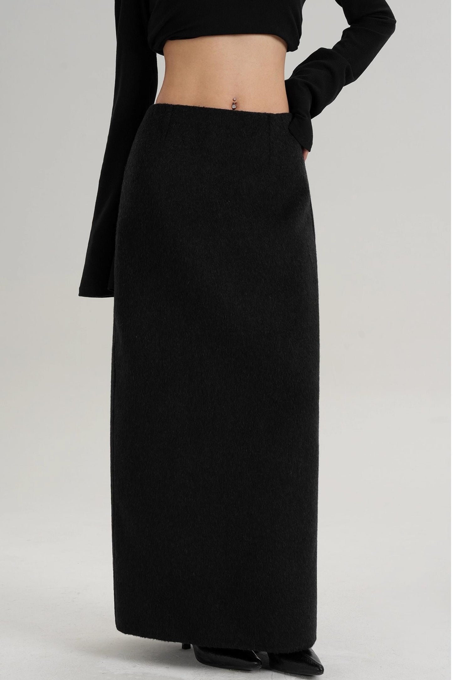 Elegant Wool Pencil Skirt