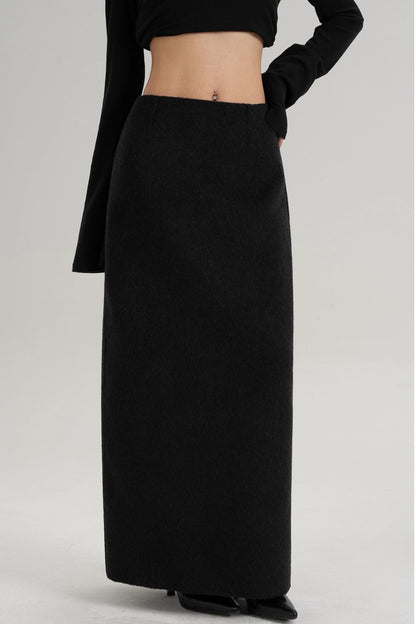 Elegant Wool Pencil Skirt