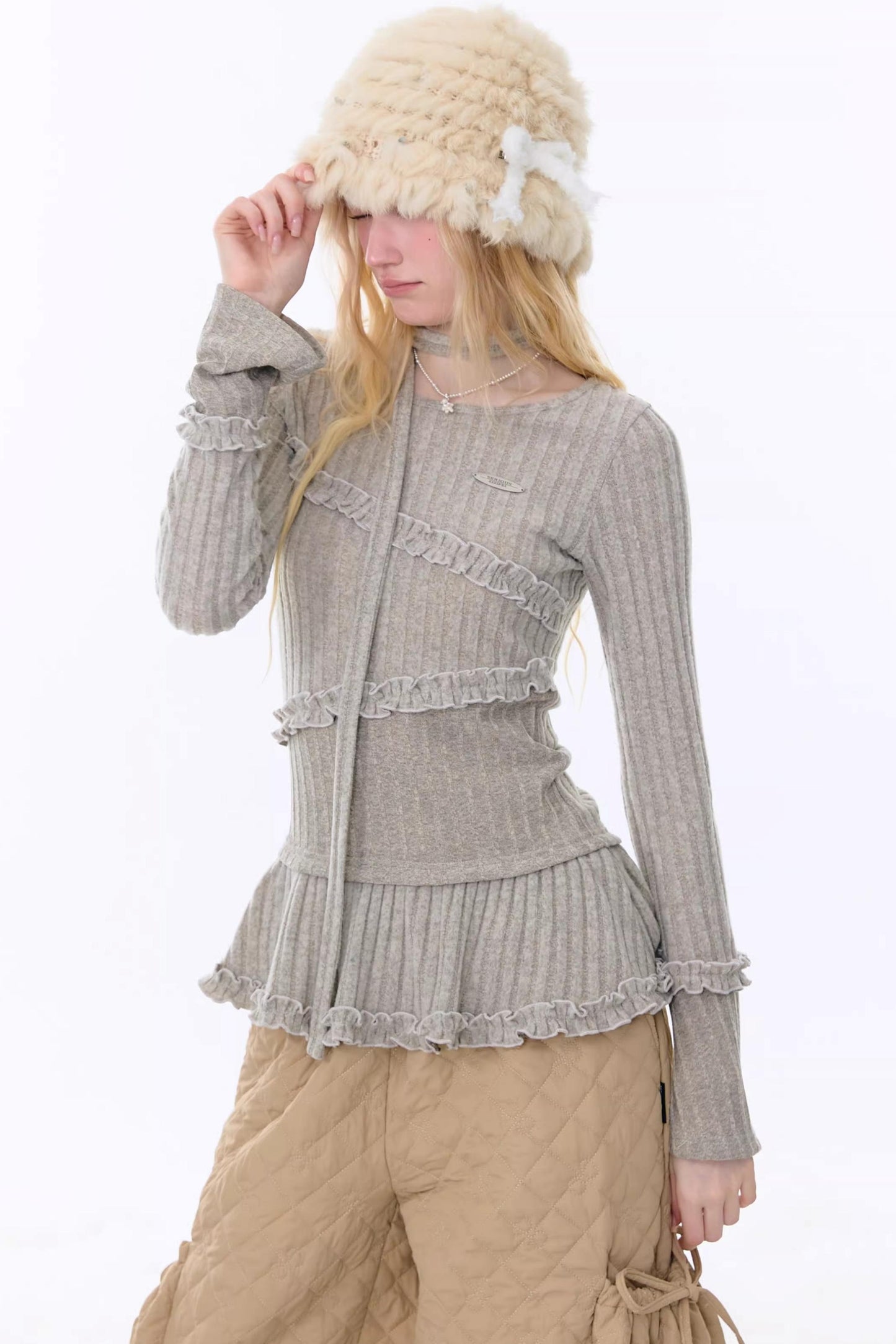 Retro Ruffled Knit Top