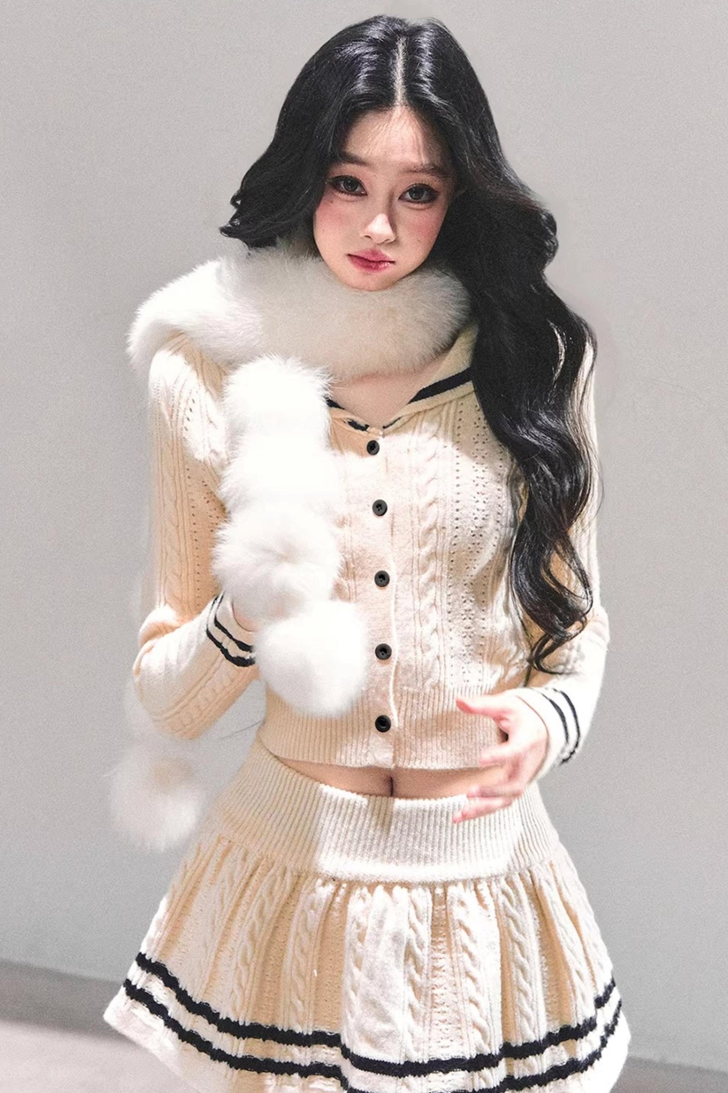 Red Evening Breeze Knitted Sweater Set-Up