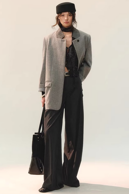 Pantalon large drapé à nouer sur le côté